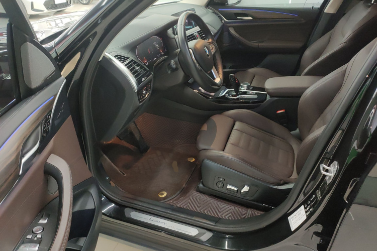 宝马X3 2021款 xDrive28i 豪华套装中控内饰20