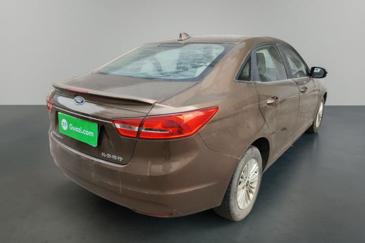 福特 福睿斯 2017款 1.5L 自动舒适型车身外观7