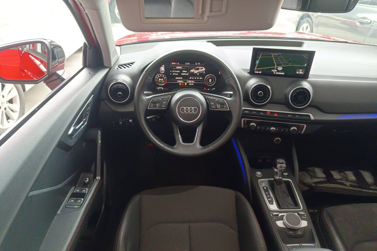 奥迪Q2L 2018款 35 TFSI 时尚动感型 国V中控内饰13