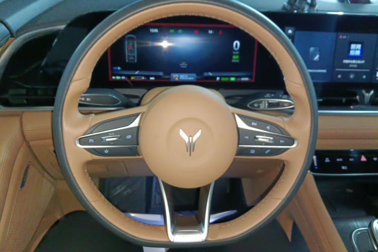 岚图汽车 岚图梦想家 2022款 低碳版 家中控内饰13