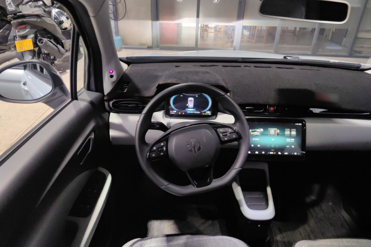 零跑汽车 零跑T03 2023款 403智享版中控内饰7002