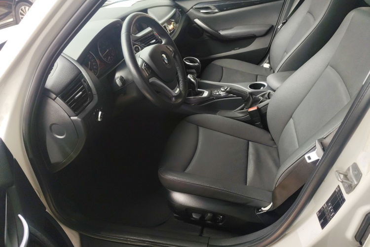 宝马X1 2015款 sDrive18i 领先晋级版局部细节19