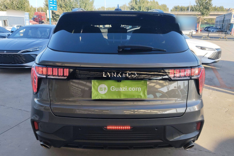 领克01 2021款 2.0TD 四驱劲Halo车身外观6