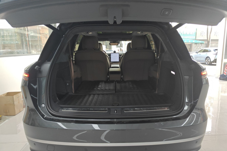 蔚来ES8 2023款 100kWh 签名版机舱底盘23