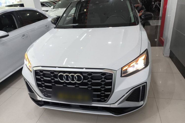 奥迪Q2L 2022款 35 TFSI 进取动感型车身外观2