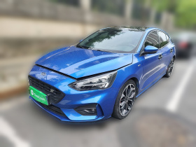 福特 福克斯 2019款 两厢 EcoBoost 180 自动ST Line