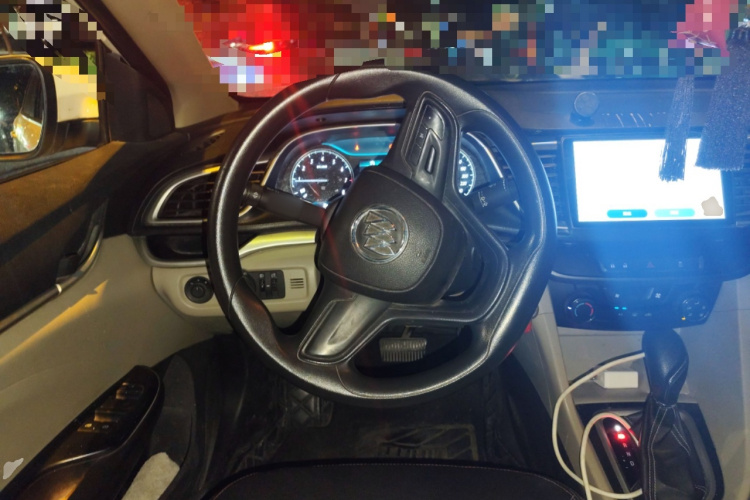 别克 英朗 2017款 15N 自动精英型中控内饰13