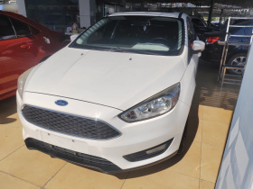 福特 福克斯 2018款 两厢经典 1.6L 自动风尚型智行版