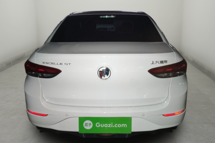 别克 英朗 2021款 改款 典范 1.5L 自动精英型车身外观6