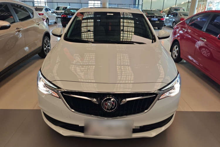 别克 英朗 2018款 15T 手动精英型 国V车身外观2