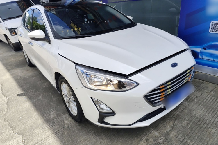 福特 福克斯 2019款 两厢 EcoBoost 180 自动锋潮型车身外观3