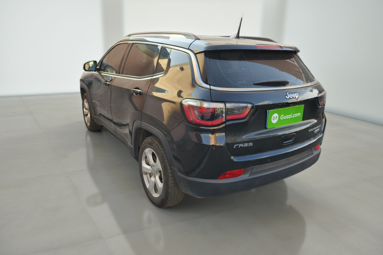 Jeep 指南者 2017款 200T 自动家享版车身外观5