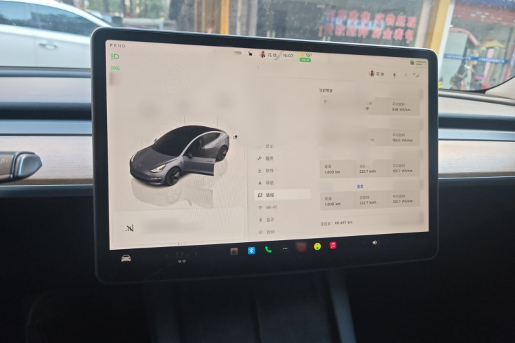 特斯拉 Model 3 2022款 后轮驱动版局部细节14