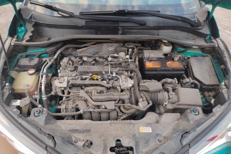 丰田C-HR 2018款 2.0L 领先版 国V机舱底盘24