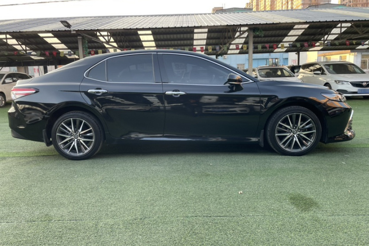 丰田 凯美瑞 2021款 2.5G 豪华版车身外观6012