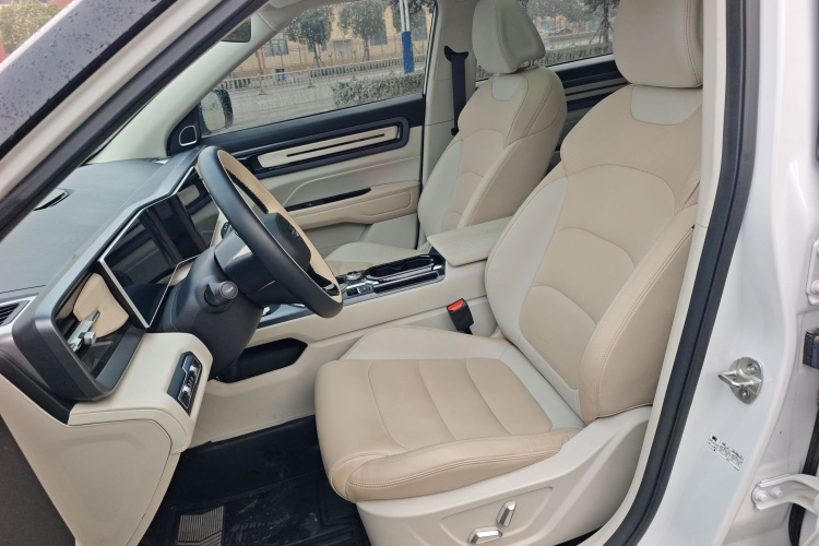 吉利汽车 吉利icon 2023款 1.5TD 巧克力醇巧版中控内饰19