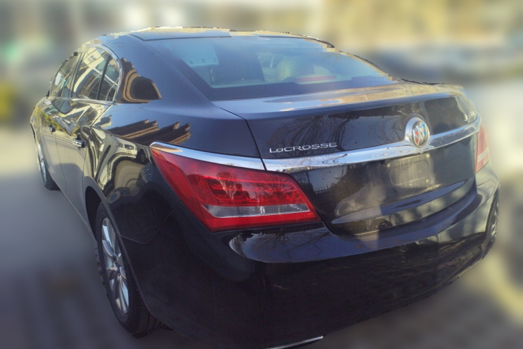 别克 君越 2013款 2.4L SIDI领先舒适型车身外观5