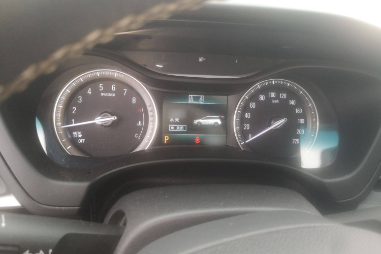 别克GL6 2019款 18T 6座互联尊贵型 国VI局部细节14