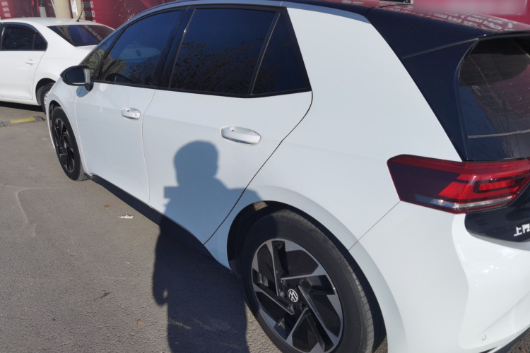 大众ID.3 2024款 出众版车身外观4