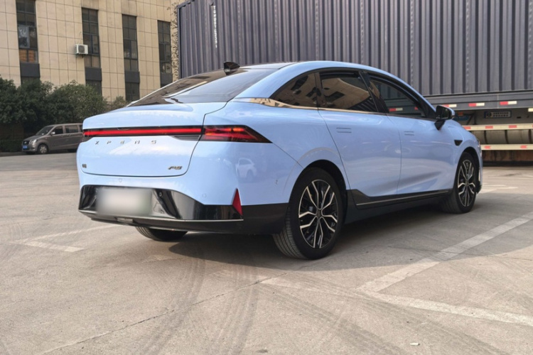 小鹏P5 2022款 460E+车身外观6007