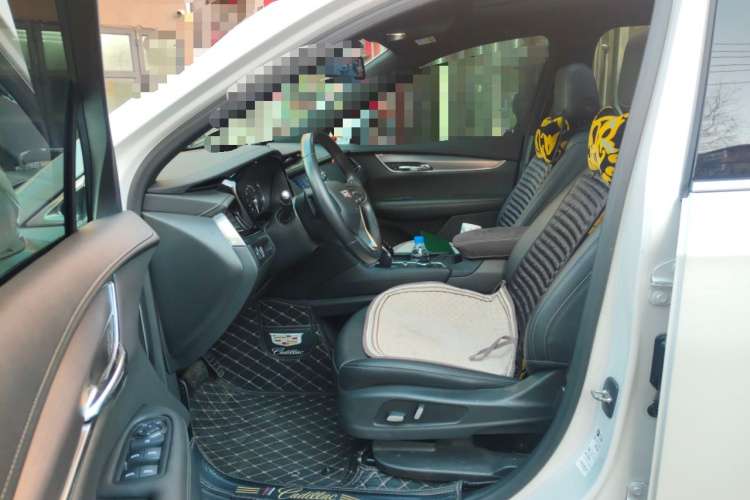 凯迪拉克XT6 2020款 28T 六座四驱风尚型中控内饰19