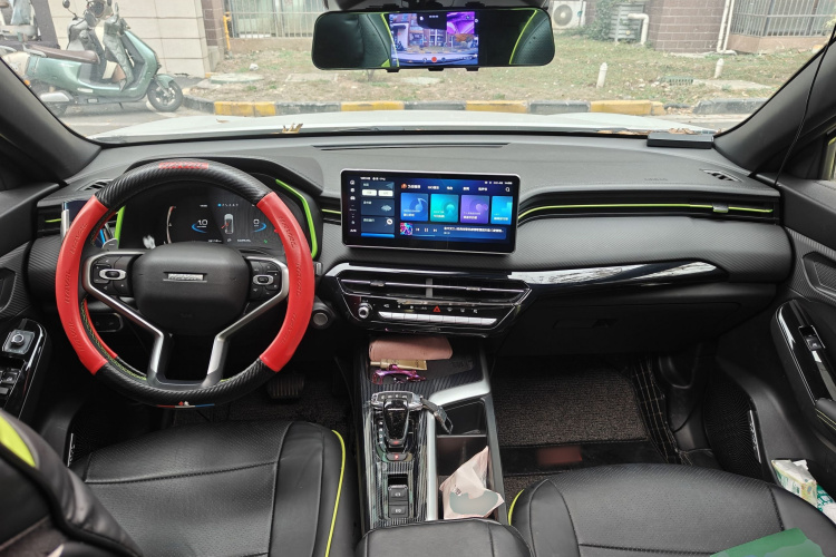 哈弗赤兔 2021款 激擎版 1.5T 黄金兔中控内饰12