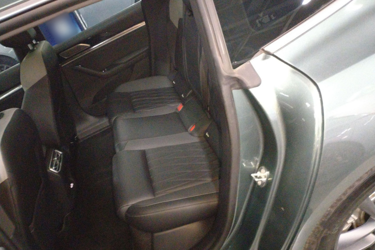 哪吒汽车 哪吒S猎装 2024款 增程300 标准版中控内饰21