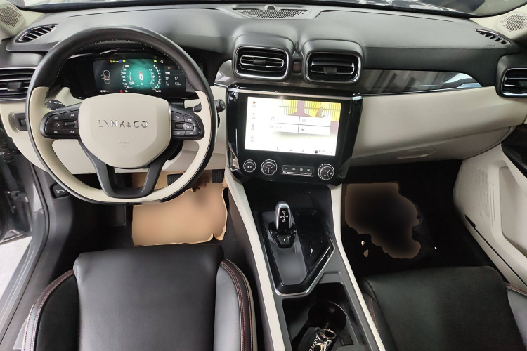 领克02 2019款 高能版 2.0T 自动两驱耀版 国VI中控内饰12