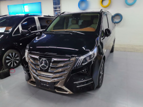 奔驰 威霆 2021款 2.0T 精英版 7座