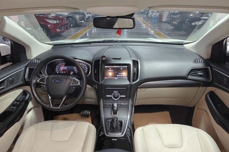 福特 锐界 2015款 2.7T GTDi 四驱尊锐型 7座中控内饰7004