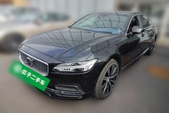 沃尔沃S90 2025款 B5 智远豪华版