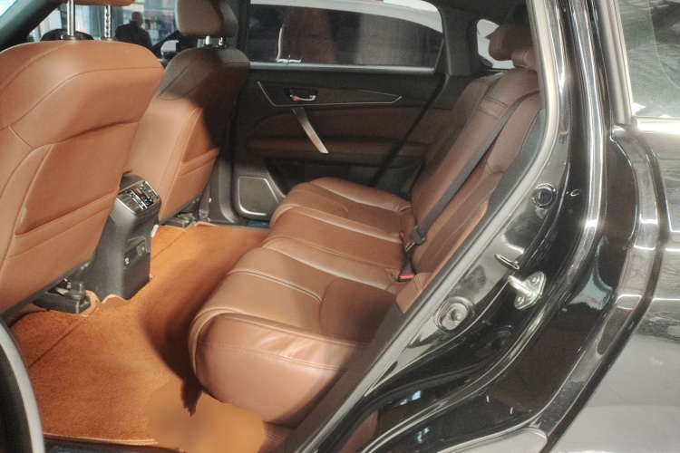 本田UR-V 2020款 370TURBO 四驱尊享版中控内饰21