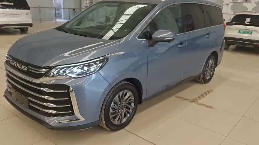 上汽大通MAXUS 大通G50 2023款 PLUS 1.5T 幸福推荐自动护航版实拍1