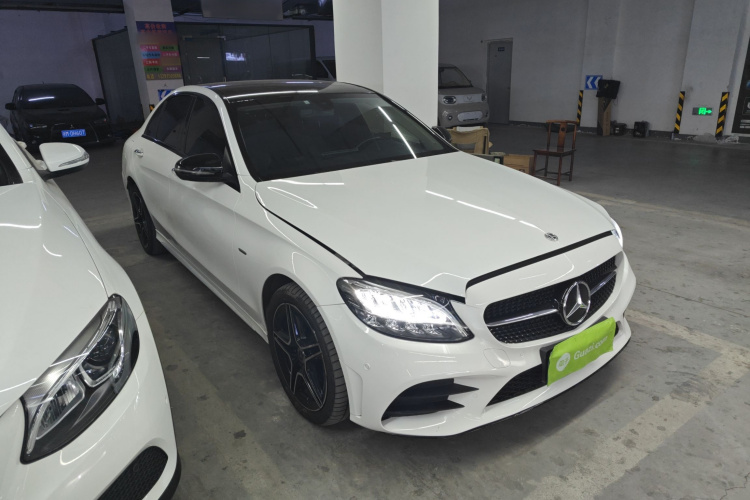 奔驰C级 2021款 C 260 L 运动星耀臻藏版车身外观3