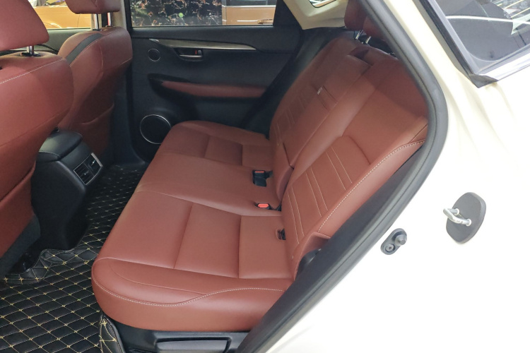 雷克萨斯NX 2016款 200 全驱 锋尚版中控内饰21