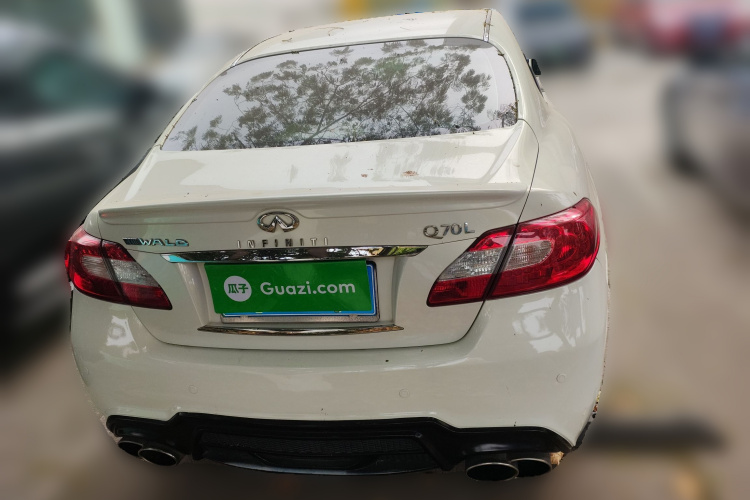 英菲尼迪Q70 2013款 Q70L 2.5L 舒适版车身外观6