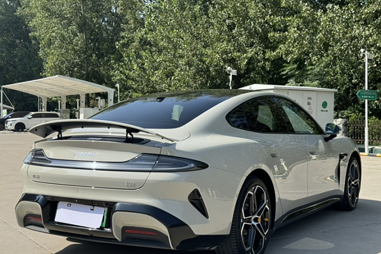 小米汽车 小米SU7 2024款 后驱超长续航高阶智驾Pro版车身外观6004