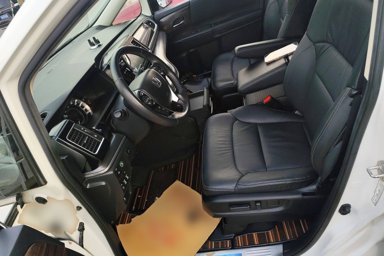 本田 艾力绅 2016款 2.4L 豪华版局部细节19