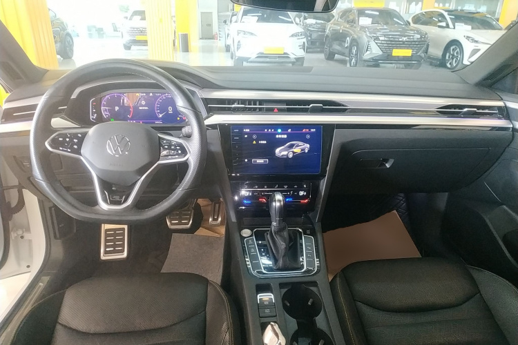 一汽-大众CC 2023款 380TSI 夺目版中控内饰7002