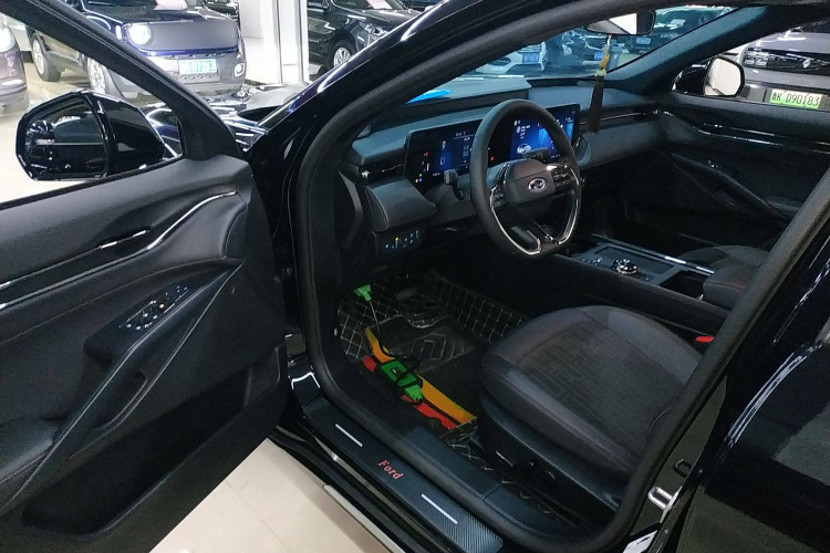 福特 蒙迪欧 2023款 EcoBoost 180 舒雅型中控内饰7003