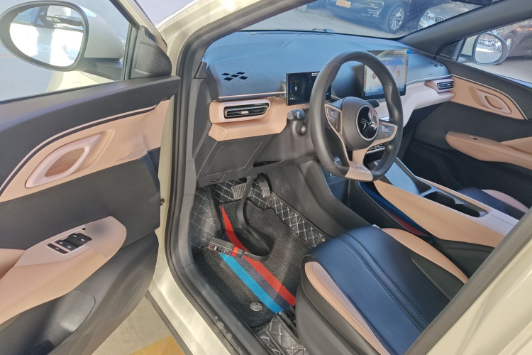 比亚迪 海鸥 2025款 智驾版 305km 活力版中控内饰20