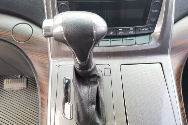 东风风行 风行CM7 2018款 经典版 2.0T 自动尊享型局部细节18