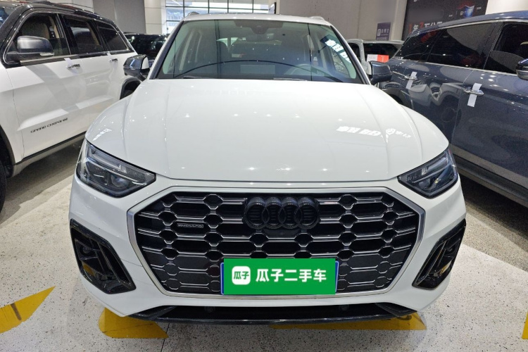 奥迪Q5L 2021款 45 TFSI 豪华动感型车身外观6001