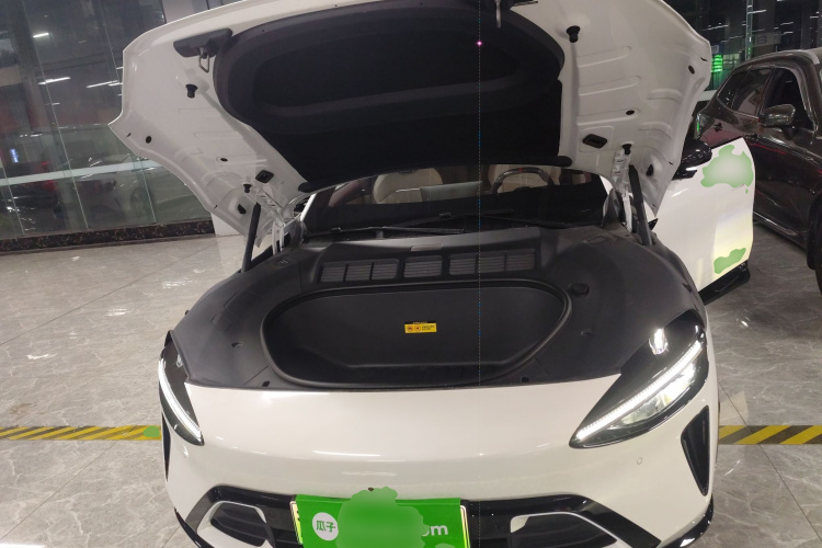 小米汽车 小米YU7 2025款 超长续航高性能四驱Max版局部细节24