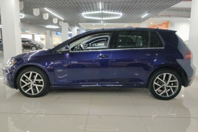 大众 高尔夫 2019款 280TSI DSG豪华型 国VI车身外观4