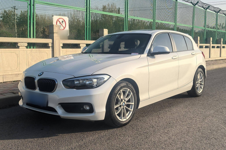 宝马1系(进口) 2018款 118i 领先型车身外观1