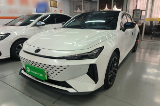 长安UNI-V 智电iDD 2024款 蓝鲸智电iDD 136km 智尊型