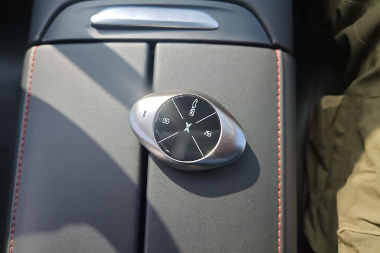 小鹏P7 2020款 670N中控内饰7001