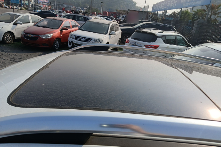 荣威RX5 2016款 20T 两驱自动互联网智享版局部细节57