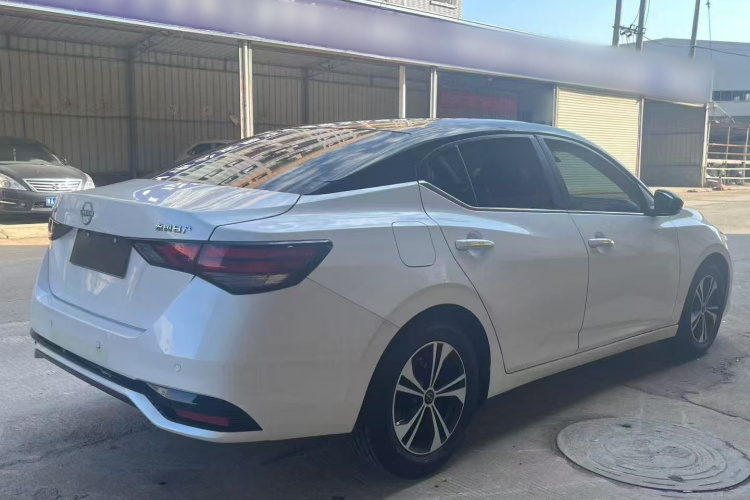 日产 轩逸 2023款 1.6L CVT悦享版车身外观7